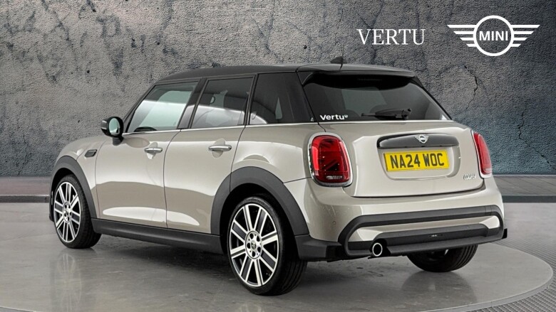 MINI Cooper 1.5 C Exclusive 5dr Auto Petrol Hatchback